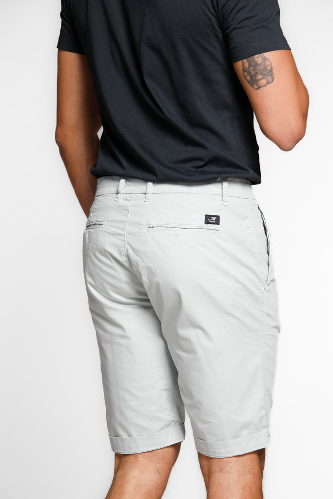 London Chino-Bermuda für Herren in Regular Fit Stretch-Gabardine ①