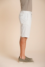 London Herren Chino Bermuda aus Stretch-Gabardine regular fit ①
