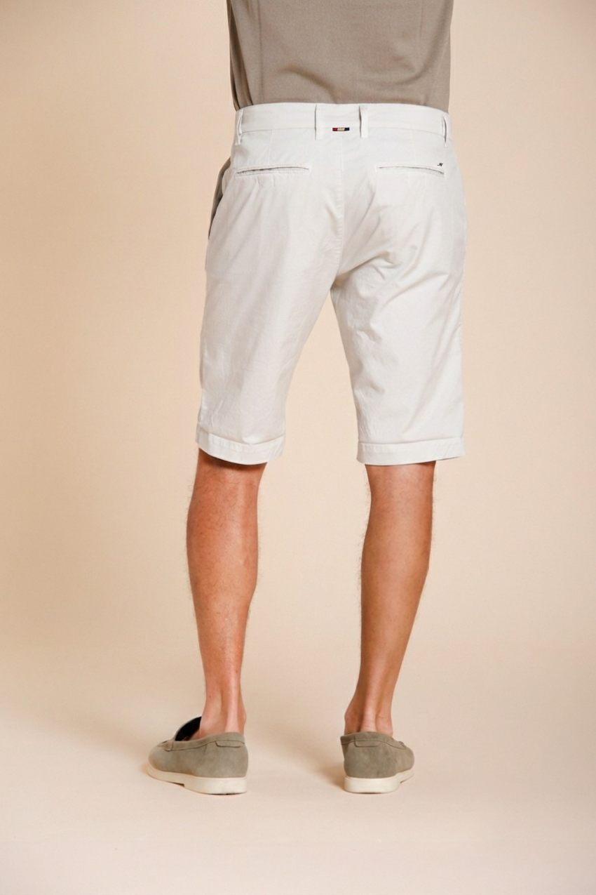 London Herren Chino Bermuda aus Stretch-Gabardine regular fit ①