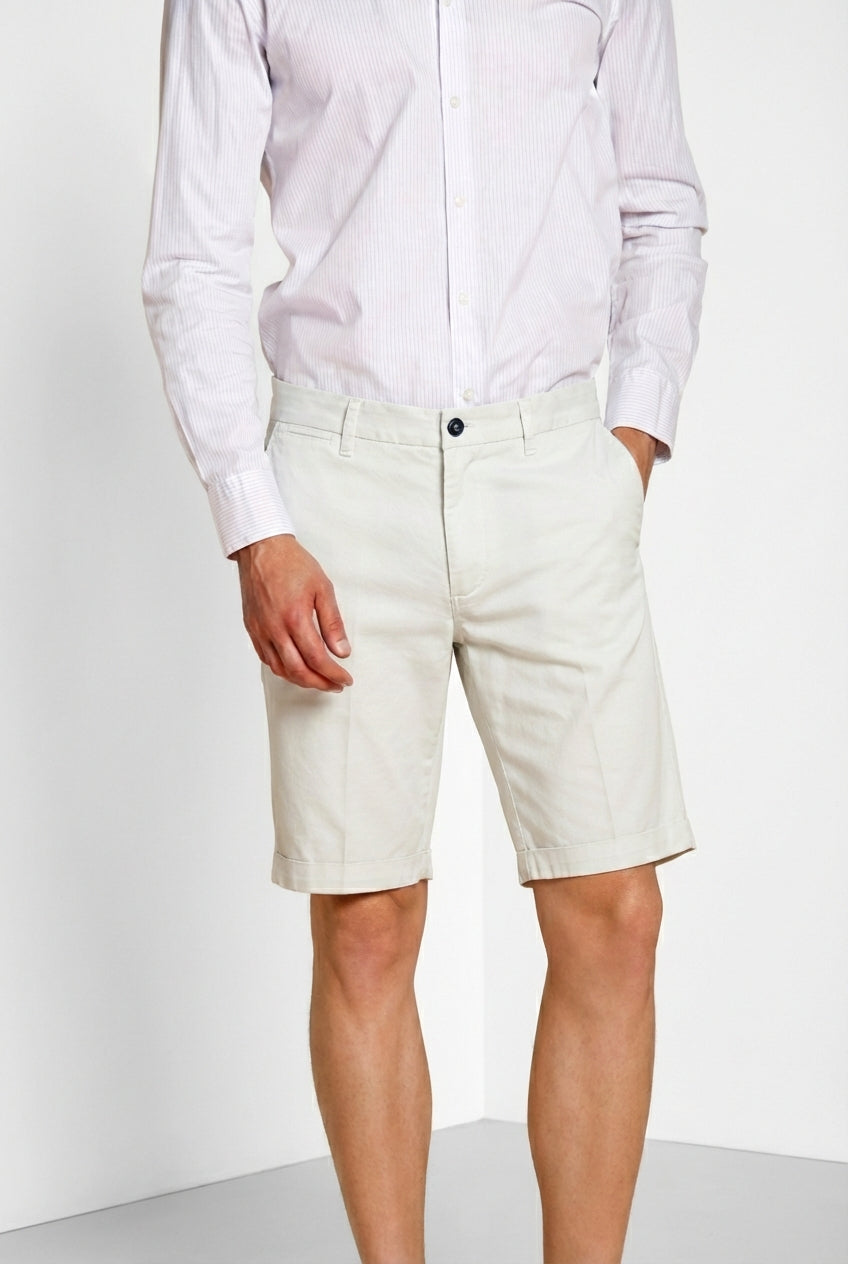 London Herren Chino Bermuda aus Stretch Gabardine regular fit ①