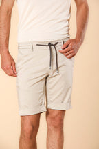 Milano Jogger Travel bermuda chino jogger uomo in raso tecnico travel stretch slim fit