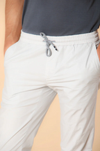 New York Sack Herren-Chinohose aus Fallschirmgewebe aus Baumwolle und Tencel Regular Fit