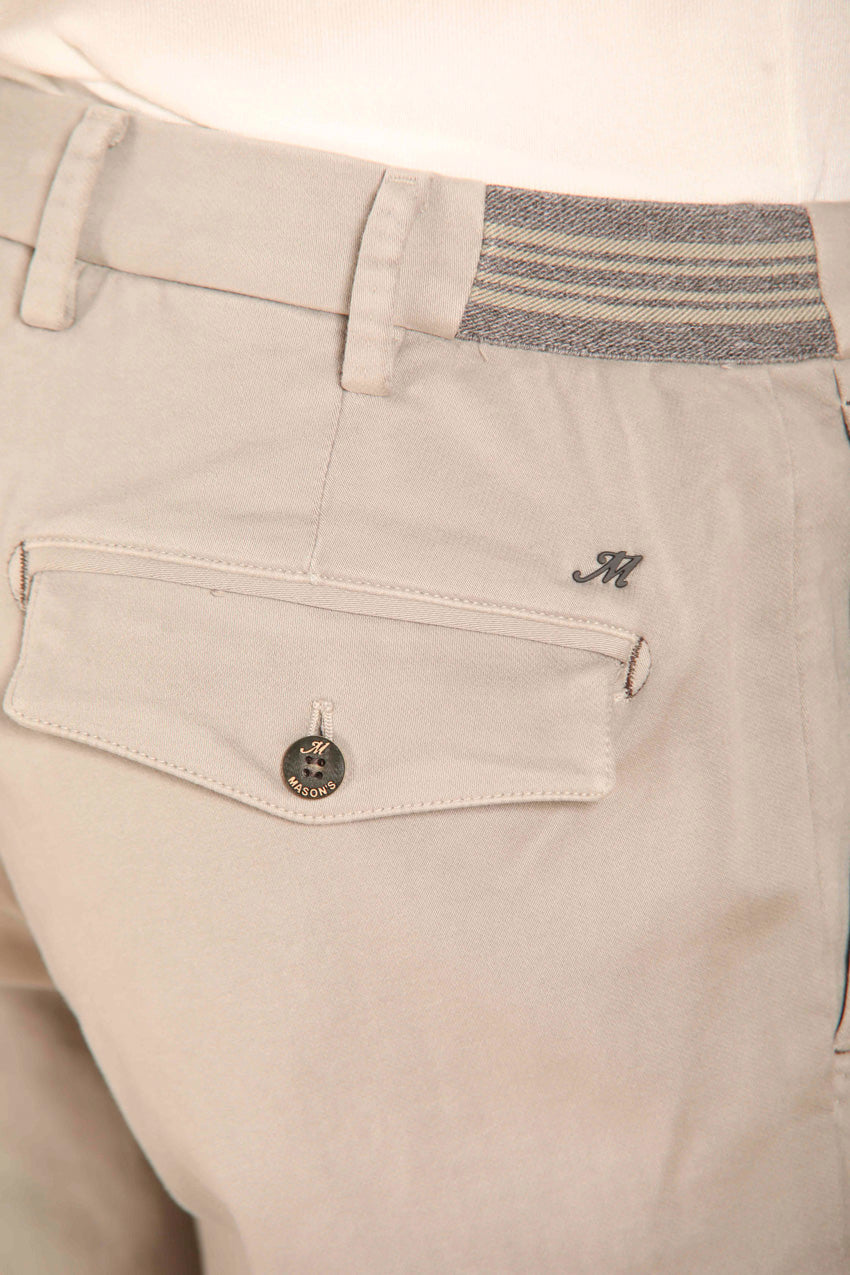 immagine 6 di pantalone chino jogger uomo modello New York Golf 1 Pinces in raso, di colore grigio. fit regular di mason's