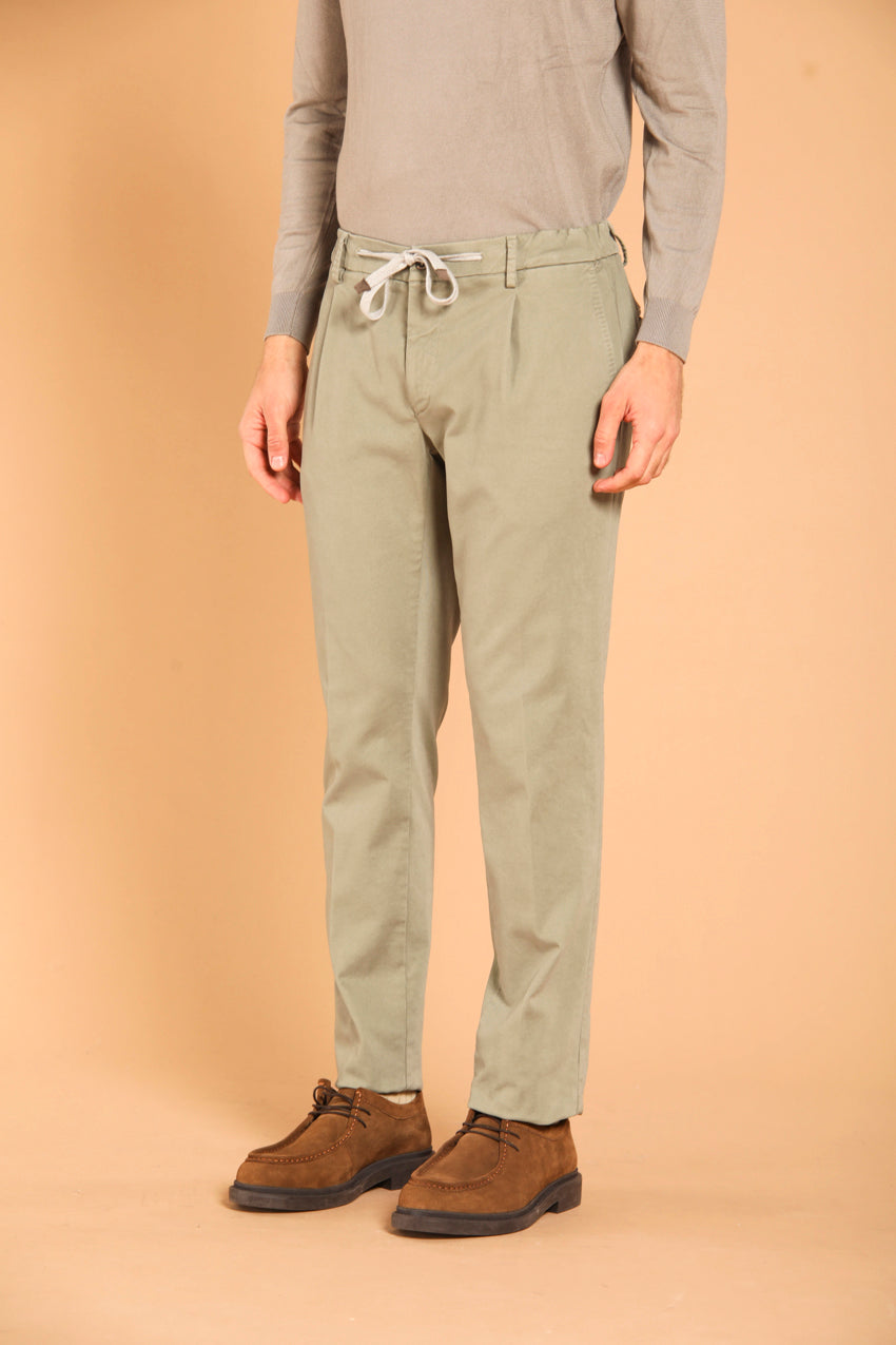 immagine 5 di pantalone chino uomo modello New York 1P City String, di colore verde, regular fit di mason's