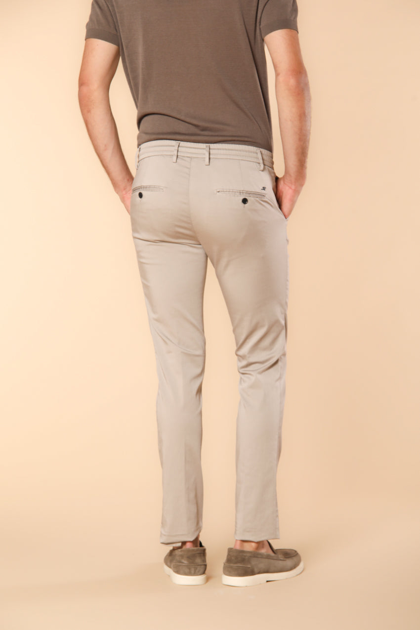 Milano Jogger Travel pantalone chino jogger uomo in raso tecnico travel stretch extra slim