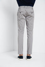 Milano Jogger Travel Hose Chino Herren aus technischem Travel-Stretch-Satin extra slim fit