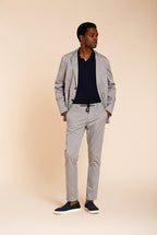 Milano Jogger Travel pantalone chino uomo in raso tecnico travel stretch extra slim fit