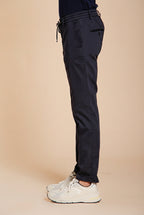 Milano Jogger Travel pantalone chino uomo in raso tecnico travel stretch extra slim fit