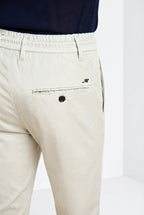 Milano Jogger Travel pantalone chino uomo in raso tecnico travel stretch extra slim fit