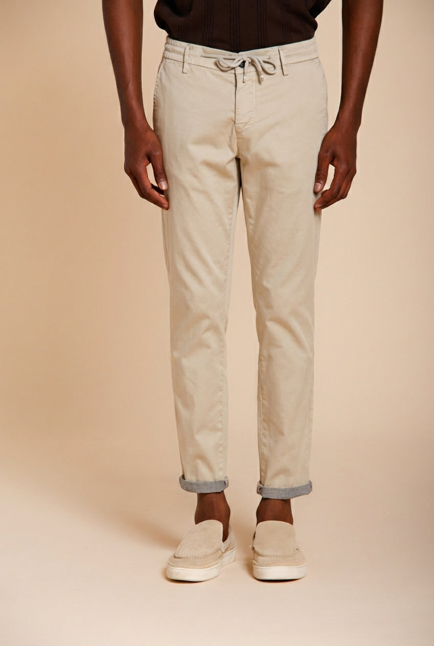 Milano Jogger Travel pantalone chino uomo in raso tecnico travel stretch extra slim fit