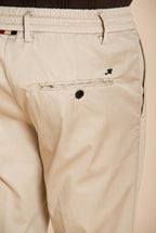Milano Jogger Travel pantalone chino uomo in raso tecnico travel stretch extra slim fit