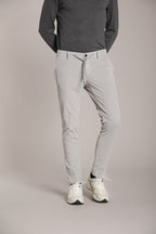Foto 1 Milano Jogger pantalone chino uomo in velluto 500 righe extra slim fit