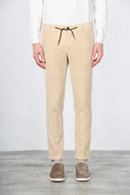 Milano Jogger Chinohose für Herren aus 500-Rippen-Feincord Extra Slim Fit