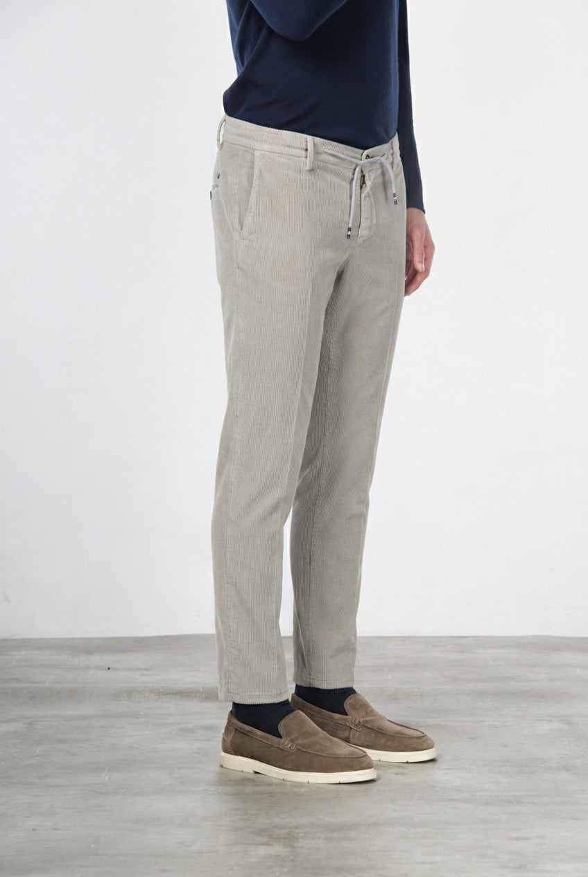 Milano Jogger Chinohose für Herren aus 500-Rippen-Samt mit extra slim fit
