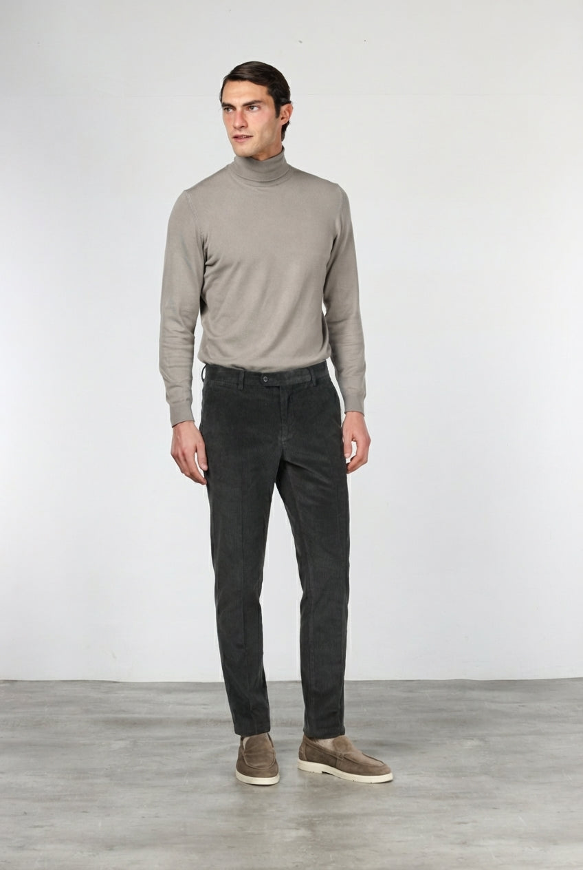 Milano Jogger Herren-Chinohose aus 500-Rippen-Cord Extra Slim Fit