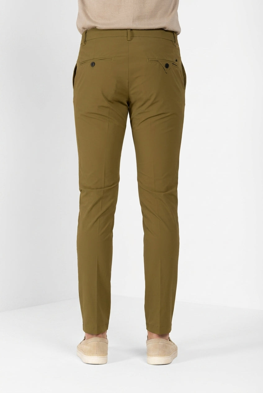 Milano Dynamic Hose Chino Jogger Herren aus supertechnischem Jersey extra slim fit