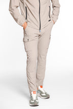 Chile Athleisure - Cargo-Jogginghose für Herren aus supertechnischem carrot fit-Jersey