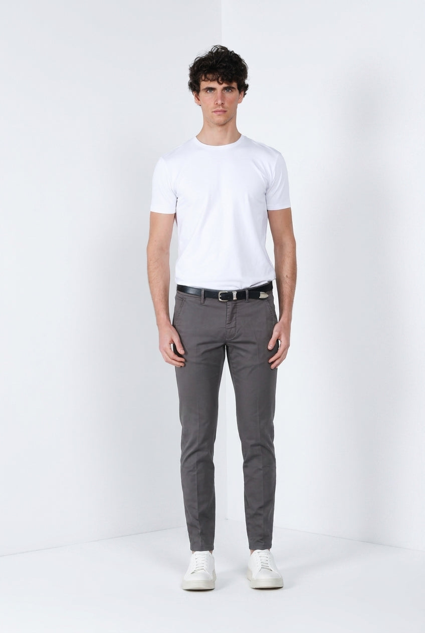 Torino Travel Hose Chino Herren aus technischem Travel-Stretch-Satin slim fit