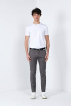 Torino Travel Hose Chino Herren aus technischem Travel-Stretch-Satin slim fit