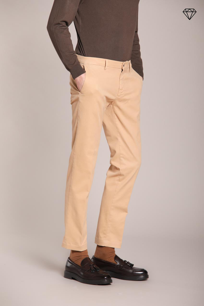 Foto 3 New York pantalone chino uomo in gabardina stretch regular fit ①