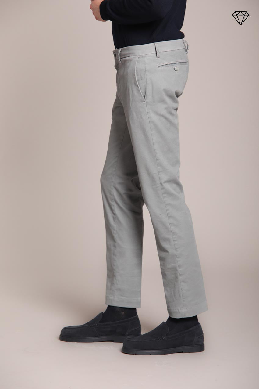 New York Herren Chinohose aus Stretch-Gabardine Regular Fit ①