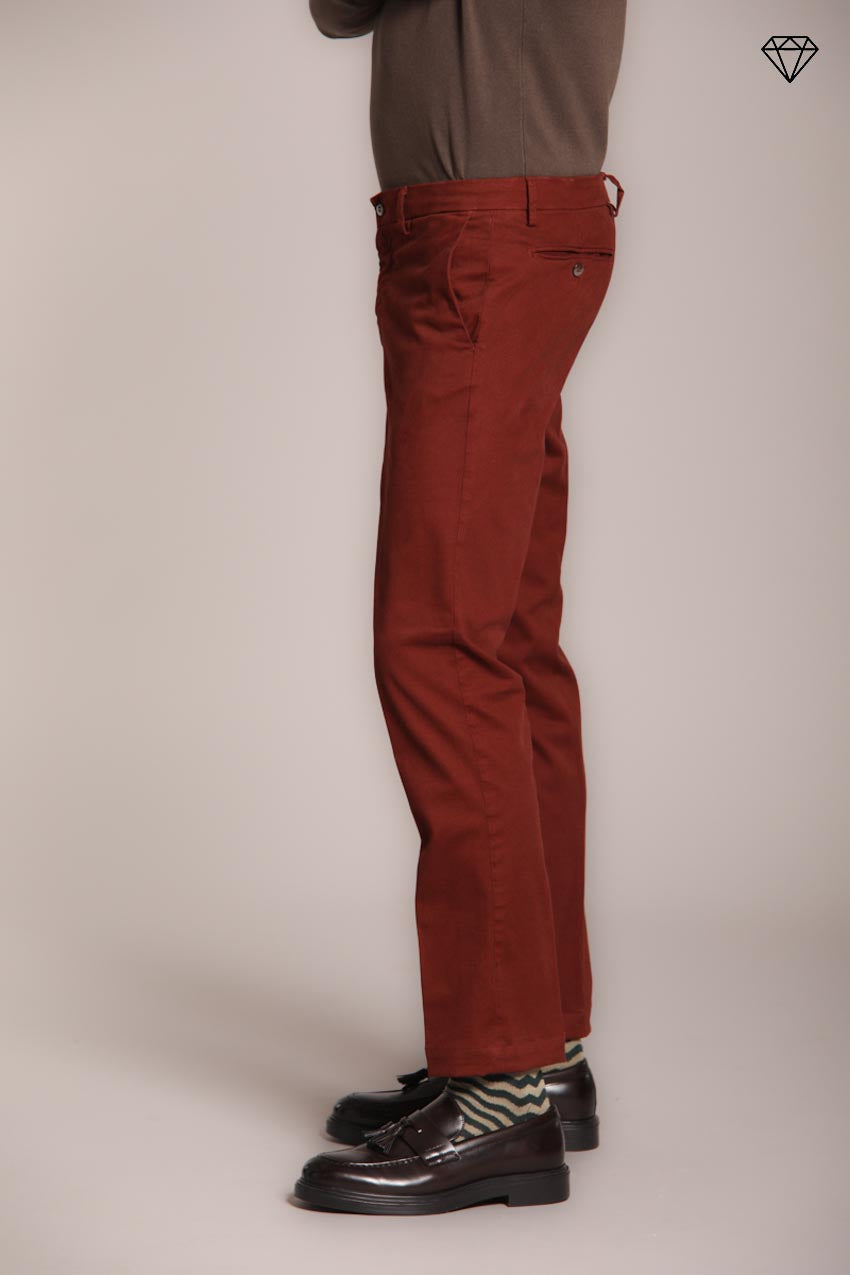 New York Herren Chinohose aus Stretch-Gabardine Regular Fit ①