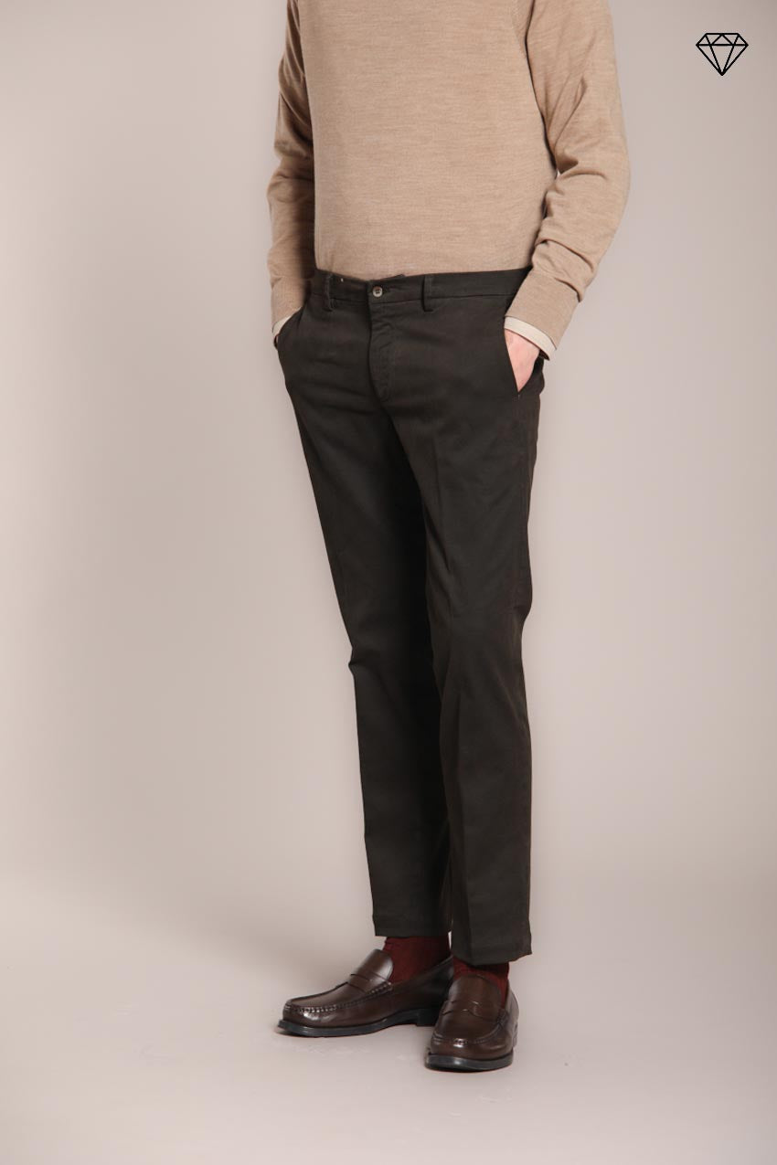 New York Herren Chinohose aus Stretch-Gabardine Regular Fit ①