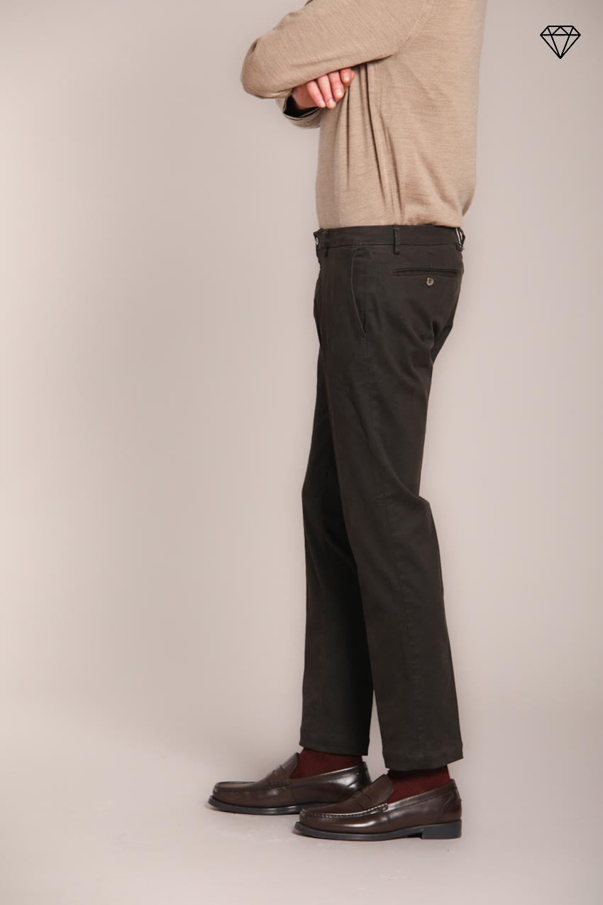 New York Herren Chinohose aus Stretch-Gabardine Regular Fit ①