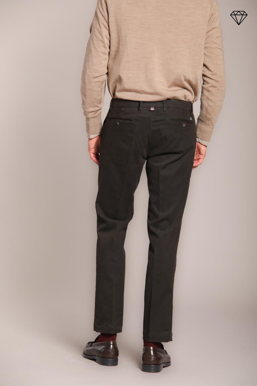 New York Herren Chinohose aus Stretch-Gabardine Regular Fit ①