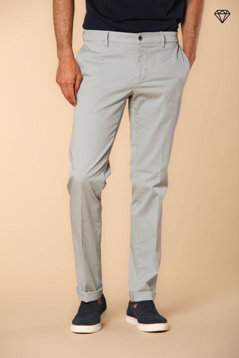 New York Herren Chino Hose aus Stretch-Satin Regular Fit ①