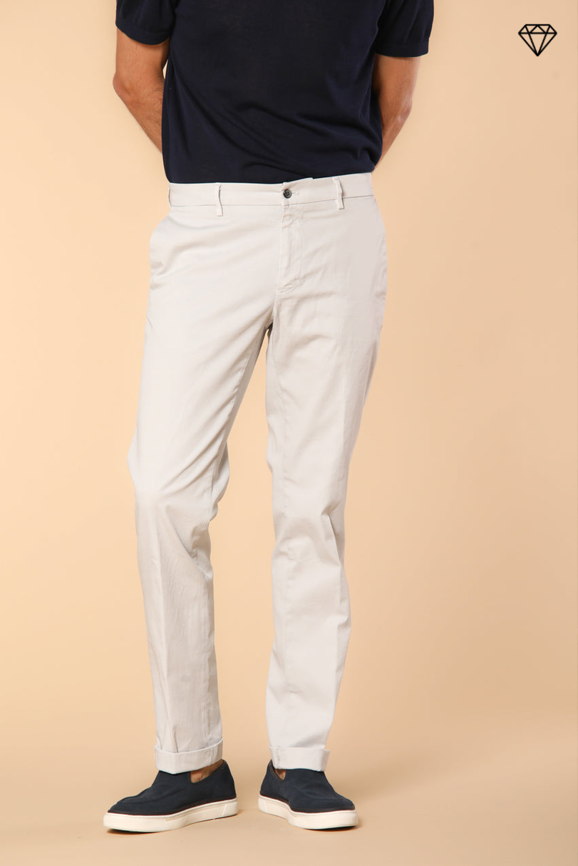 New York Herren Chino Hose aus Stretch-Satin Regular Fit ①