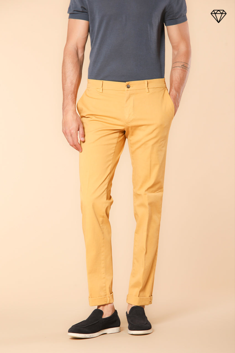 New York pantalone chino uomo in raso stretch regular fit ①