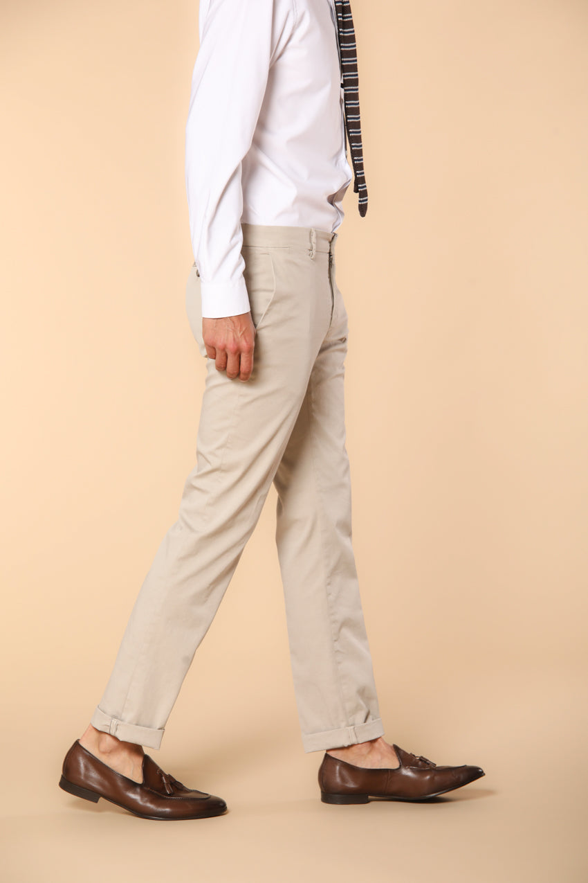 New York Herren Chino Hose aus Stretch-Satin Regular Fit ①