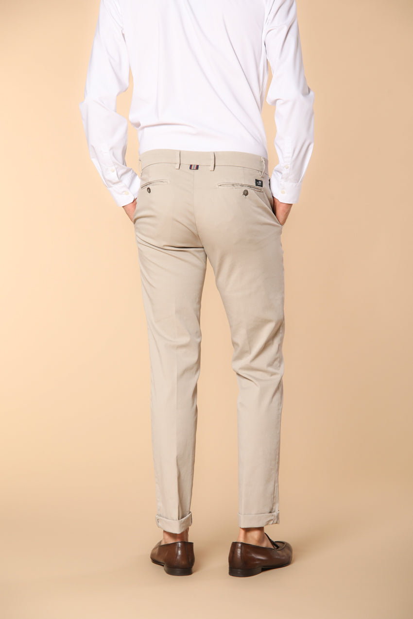 New York Herren Chino Hose aus Stretch-Satin Regular Fit ①