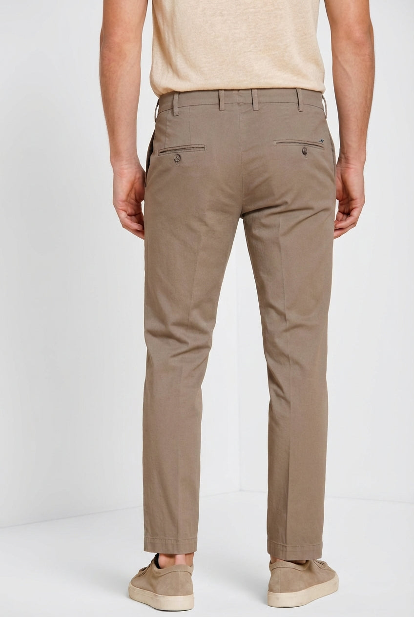 New York Herren Chinohose aus Stretch-Gabardine regular fit ①