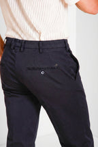 New York Herren Chinohose aus Stretch-Gabardine regular fit ①