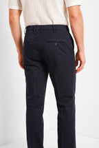 New York Herren Chinohose aus Stretch-Gabardine regular fit ①