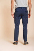 New York Herren Chino Hose aus Stretch-Gabardine regular fit ①