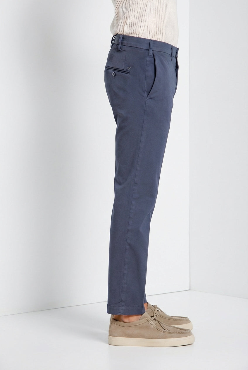 New York Herren Chinohose aus Stretch-Gabardine regular fit ①