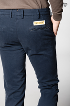 New York Sartoriale Herren Chinohose maßgeschneidert aus Baumwolle und Wolle Regular Fit ①