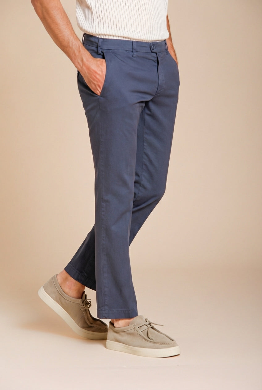 New York Herren Chinohose aus Stretch-Gabardine regular fit ①