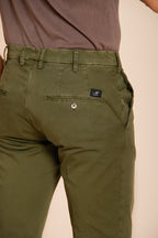 New York pantalone chino uomo in gabardina stretch regular fit ①