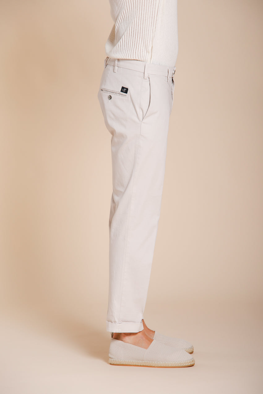 New York Hose Chino Herren aus Stretch-Gabardine regular fit ①