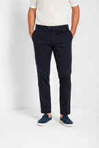 New York Herren Chinohose aus Stretch-Gabardine regular fit ①