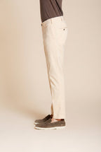 New York Herren Chinohose aus Stretch Gabardine regular fit ①