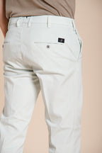 New York pantalone chino uomo in gabardina stretch regular fit ①