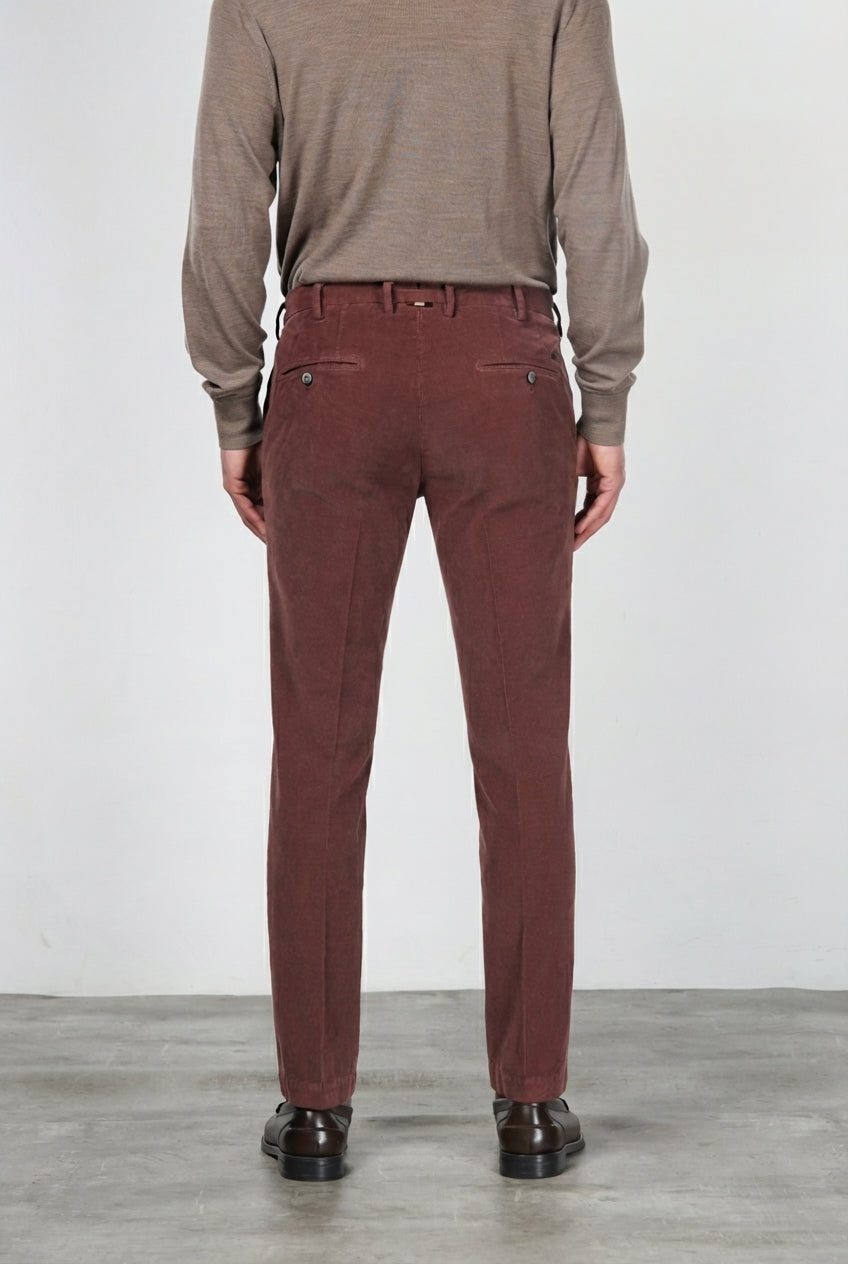 New York Chinohose für Herren aus stretchigem 2000-Rippen-Samt mit regular fit
