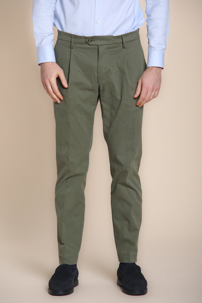 Foto 1 New York Time 1 Pinces pantalone chino uomo in gabardina tinto pezza regular fit