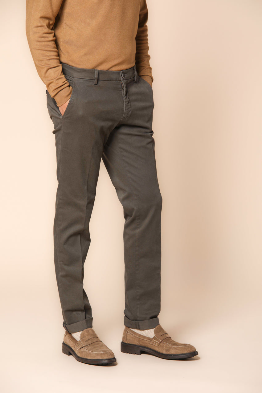 Milano Herren Chino Hose aus Gabardine Stretch extra slim Fit  ①.