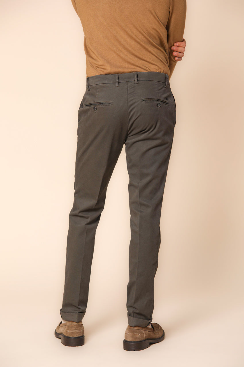 Milano Herren Chino Hose aus Gabardine Stretch extra slim Fit  ①.